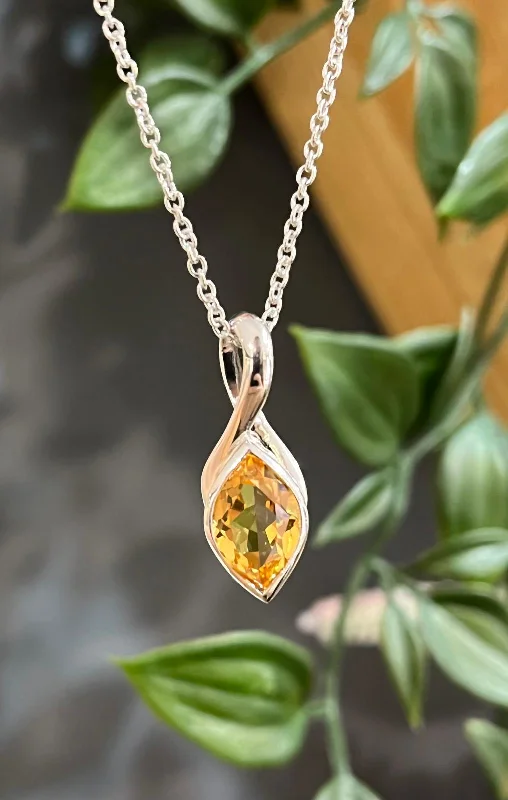 Ladies necklaces avant-garde designs-Unique & Co Sterling Silver Golden Citrine Pendant Necklace