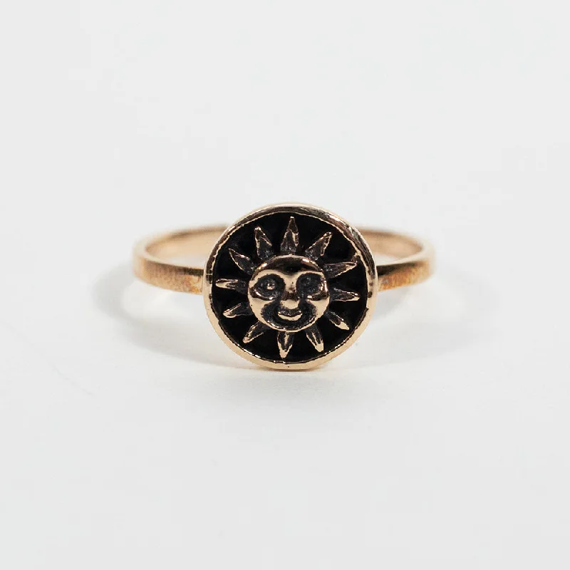 Ladies rings steampunk vibe designs-Bronze Sun Face Stamp Ring