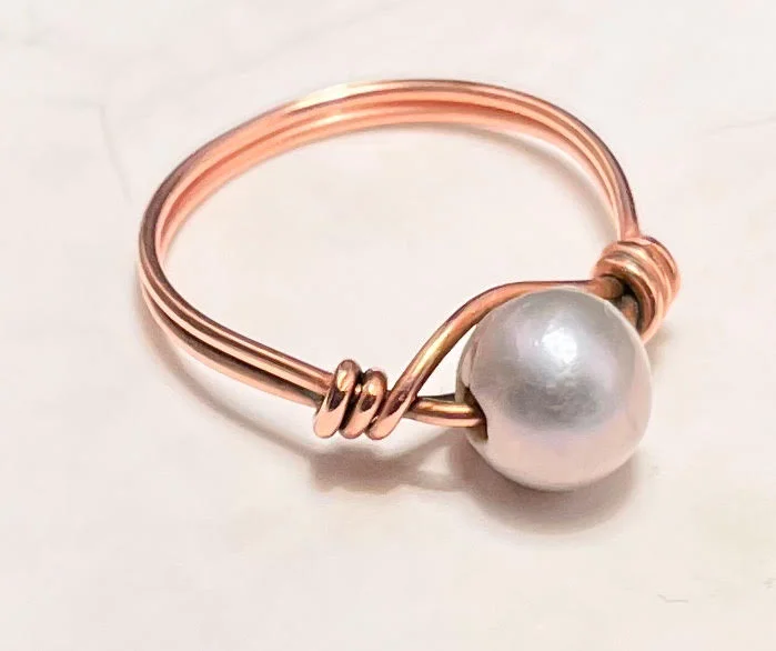 Ladies rings art deco designs-Silvery Pearl Copper Bead Ring