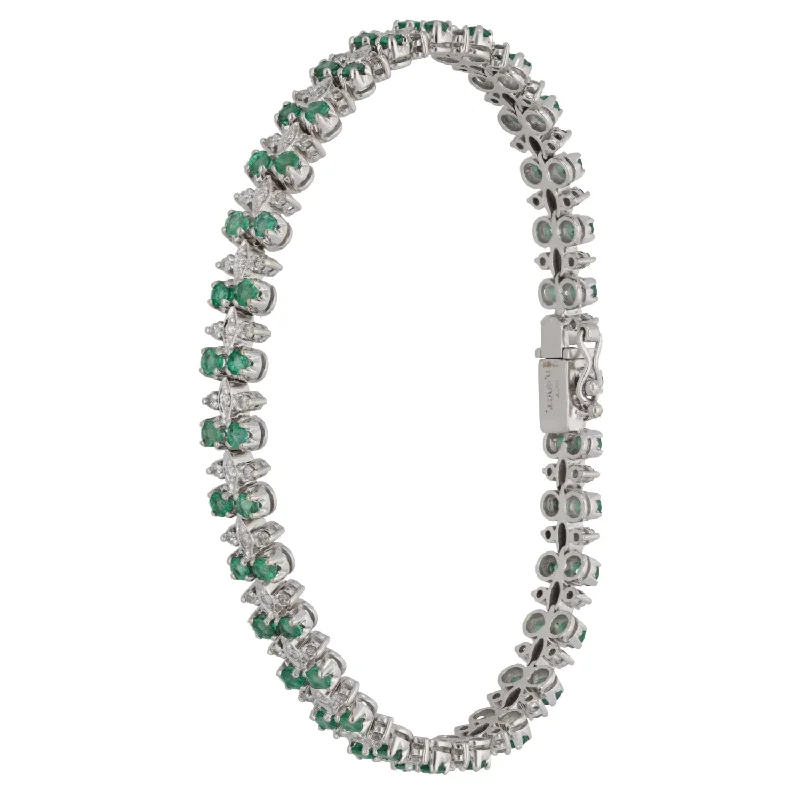 Ladies bracelets heritage inspired bracelets-Ladies bracelets heritage inspired bracelets-18ct White Gold 0.90ct Diamond & Emerald Line/Tennis Bracelet