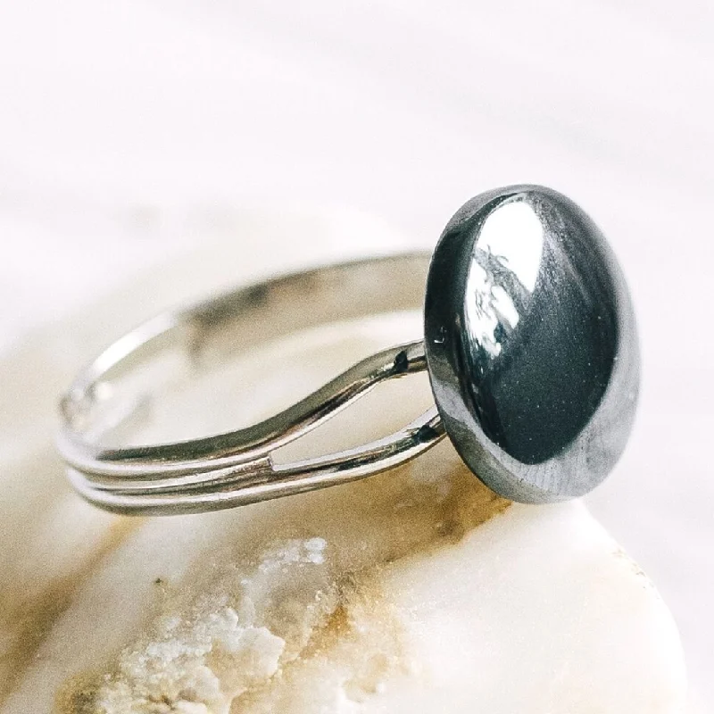 Ladies rings retro futuristic styles-Adjustable Hematite Crystal Ring