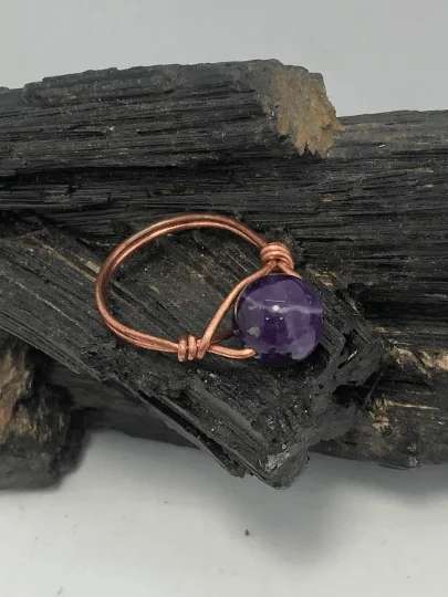 Ladies rings synthetic jewel options-Amethyst Copper Bead Ring