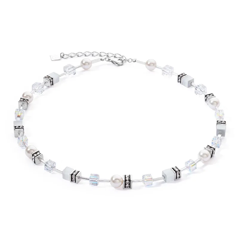 Ladies necklaces raised detail styles-Coeur De Lion GeoCUBE® Iconic Pearl Mix Silver-White Necklace