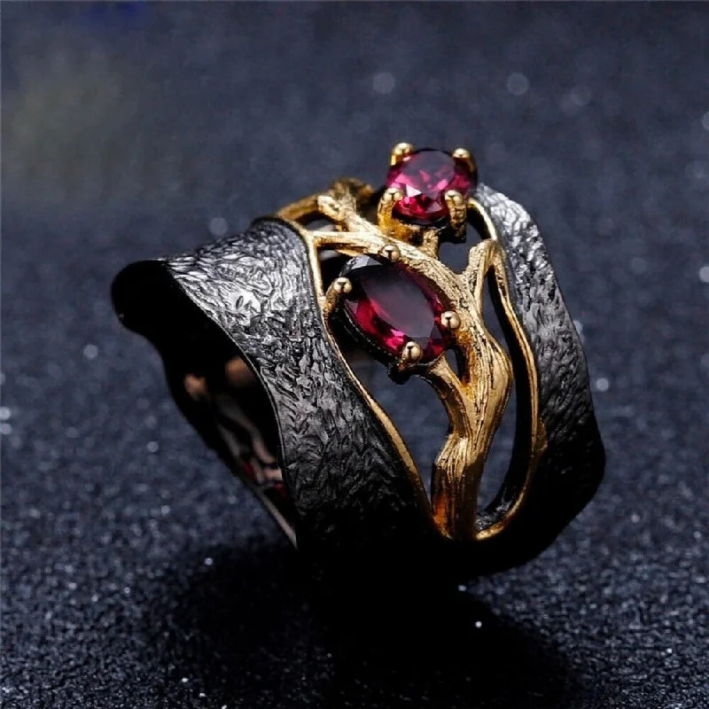 Ladies rings summer vibe designs-Retro Red Garnet Ring