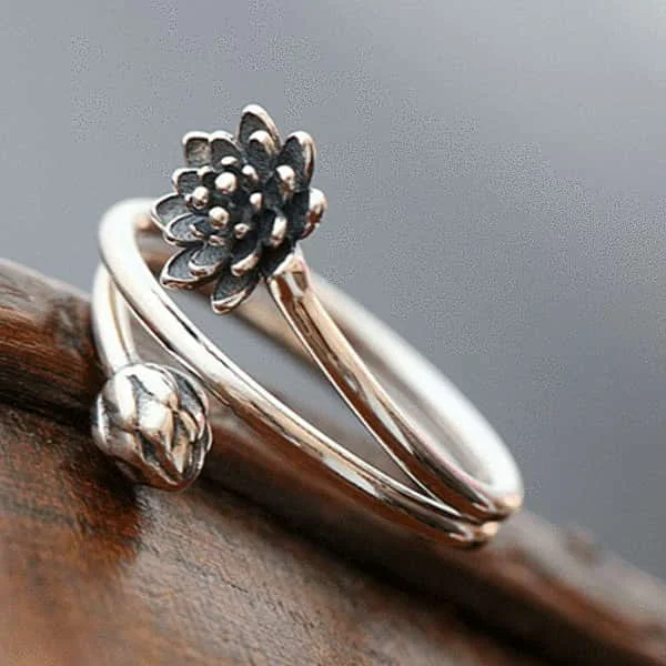 Ladies rings romantic floral styles-Lotus Flower Ring