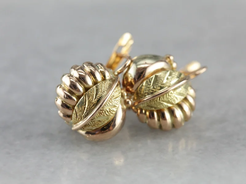 Ladies earrings fragile beauty styles-Retro Era Gold Leaf Drop Earrings