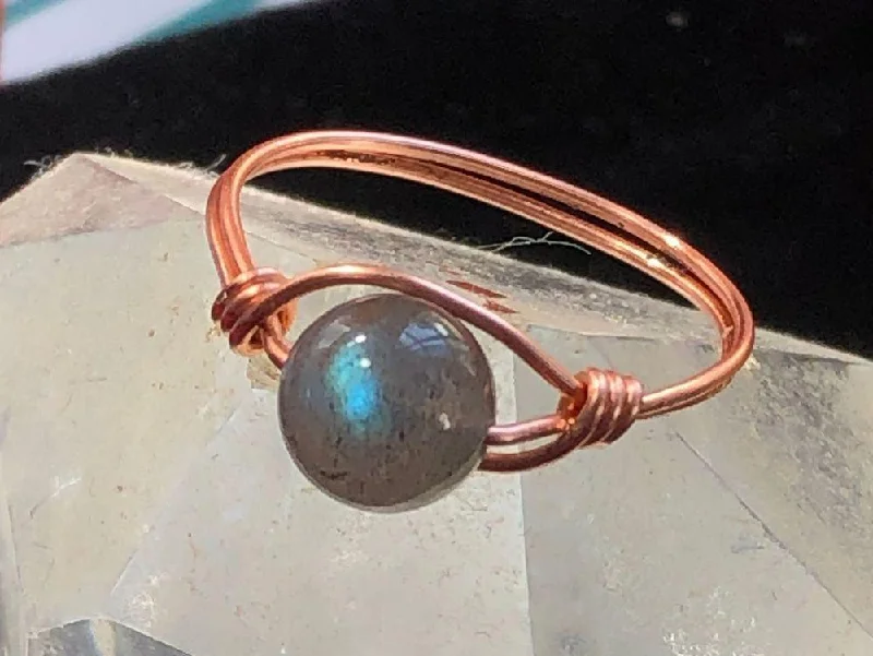 Ladies rings middle finger looks-AAA Labradorite Copper Bead Ring