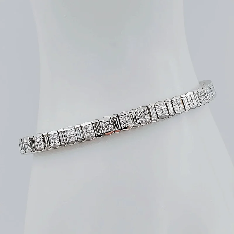 Ladies bracelets cabochon stone designs-Ladies bracelets cabochon stone designs-Women's 14K White Gold 7.65 Carat Total Weight (SI Color H) 29 GR Diamond Tennis Bracelet.