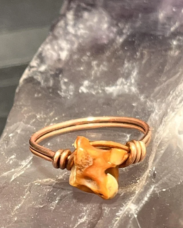 Ladies rings smart buying advice-Snake Bone Vertebrae Copper Bead Ring