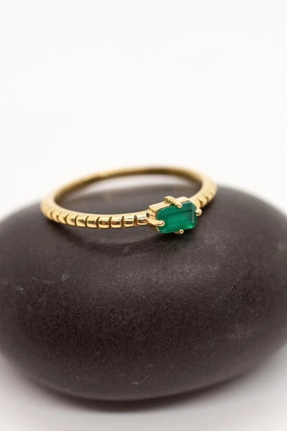 Ladies rings e-commerce store finds-Emerald  Stone Stack Ring