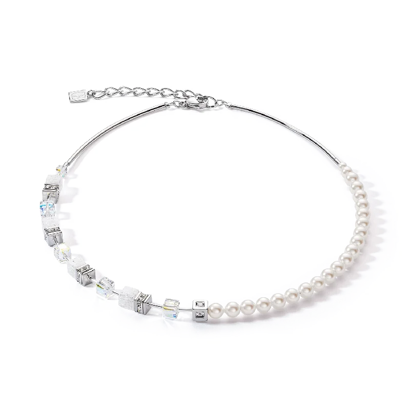 Ladies necklaces French elegance necklaces-Coeur De Lion GeoCUBE® Precious Fusion Pearls Silver and White Necklace